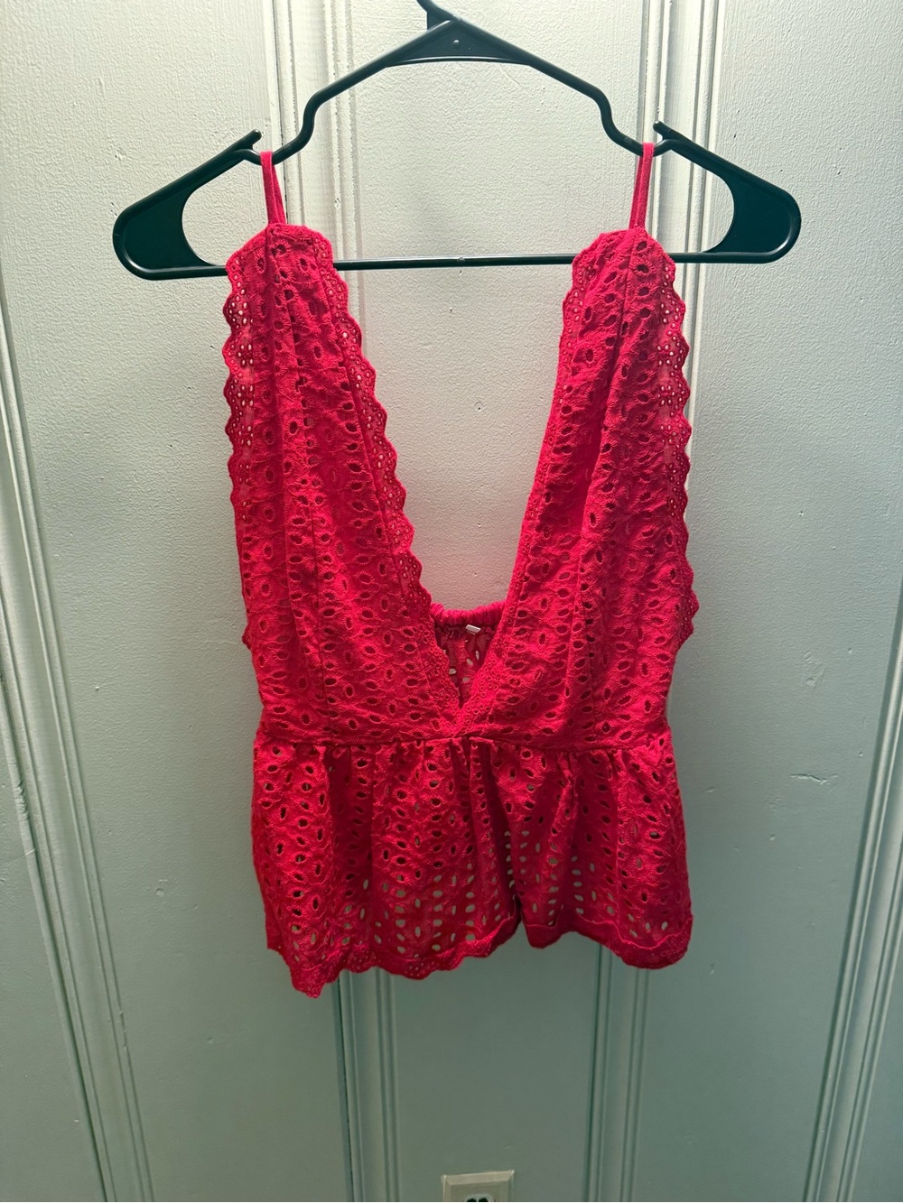 Red Eyelet Lace V-Neck Sleeveless Top